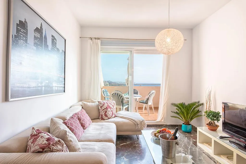 Carvajal Luxury Apartments - Free Parking Fuengirola
