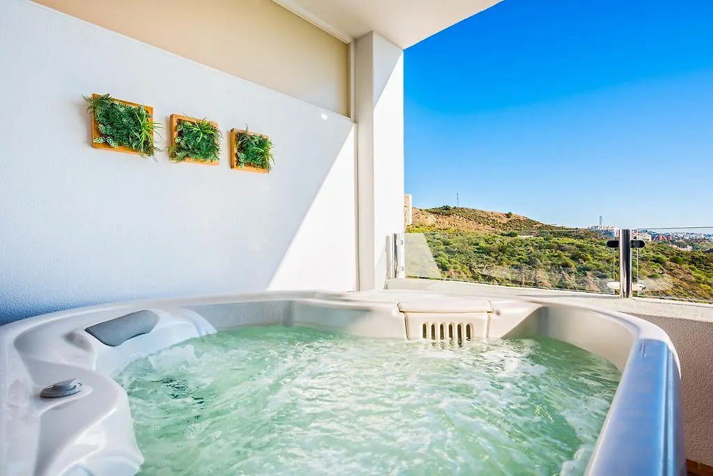 Carvajal Luxury Apartments - Free Parking Fuengirola