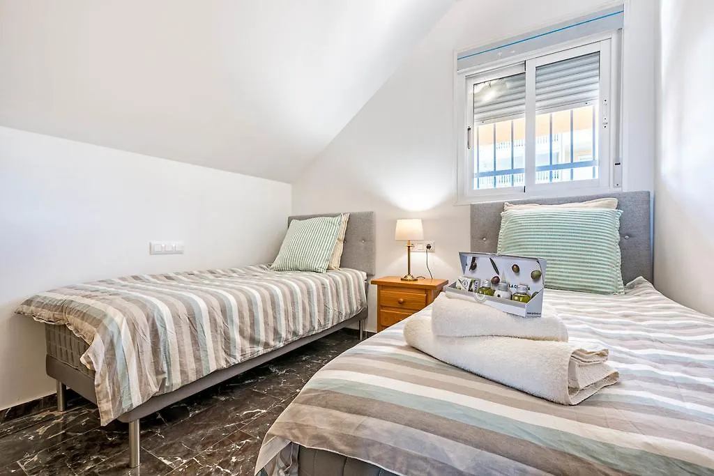 Carvajal Luxury Apartments - Free Parking Fuengirola