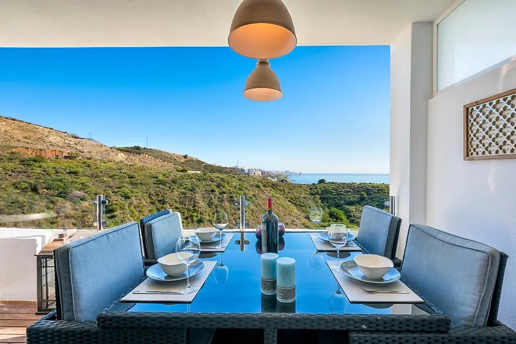 Carvajal Luxury Apartments - Free Parking Fuengirola 0*,  España